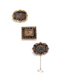 VICTORIAN, COLLECTION OF MOURNING BROOCHES