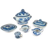 A Group of Chinese Export Blue and White Porcelain Table Articles