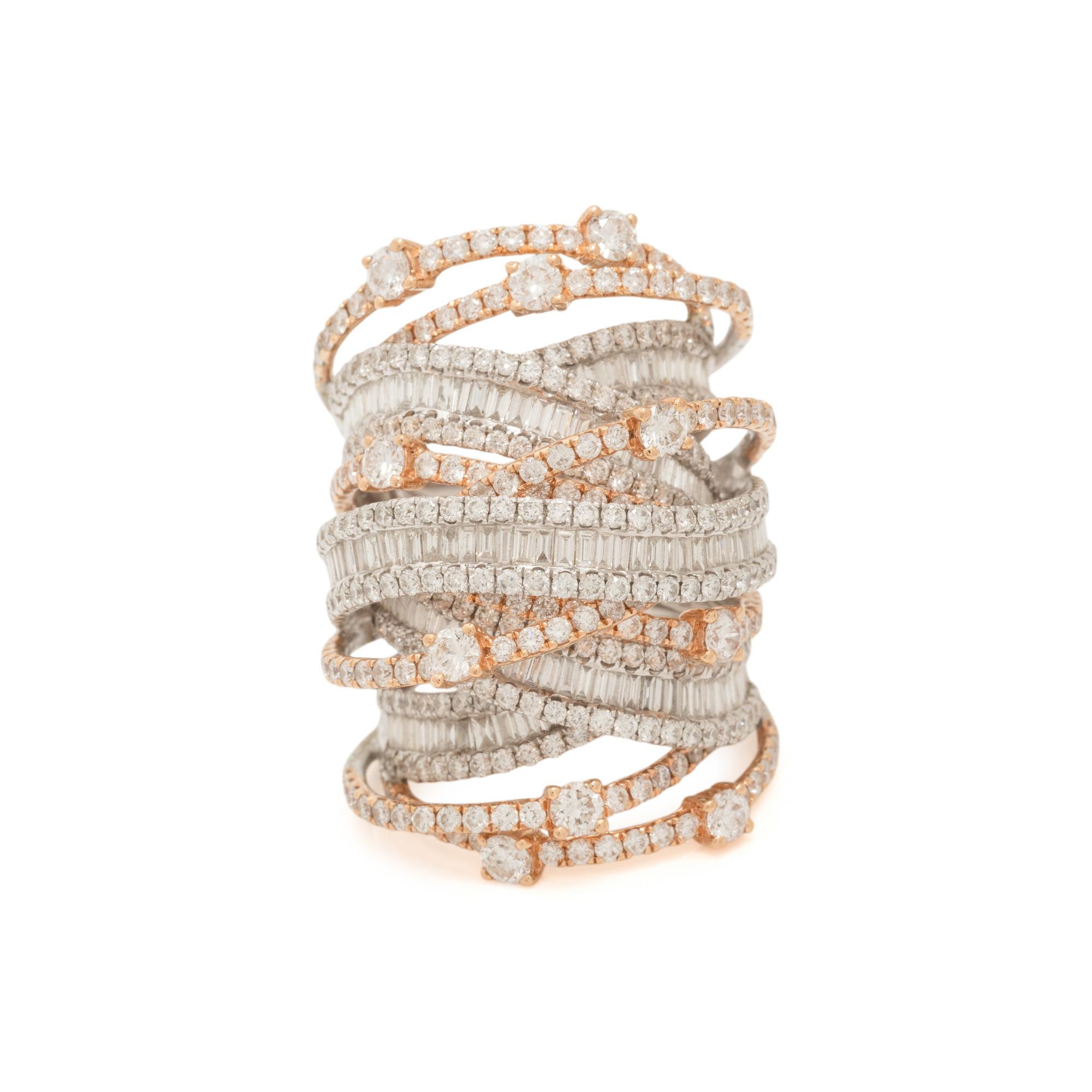 DIAMOND AND BICOLOR GOLD RING