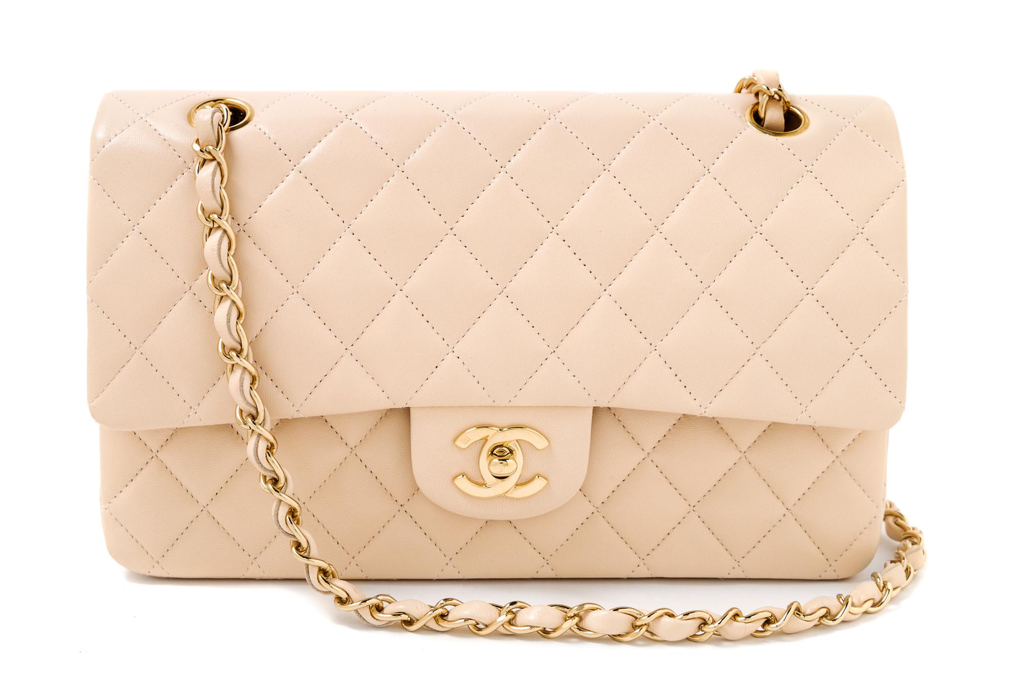A Chanel Light Pink Quilted Lambskin Sac Class Rabat Handbag, 10" x 6" x 2.5"; Strap drop: 9.25" - 16.5".