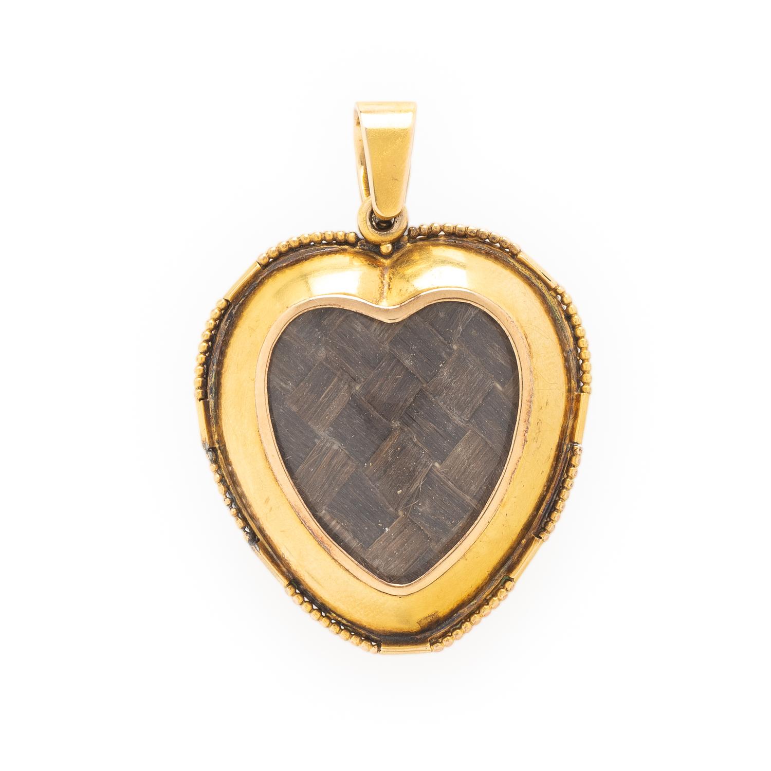 VICTORIAN, AGATE, PEARL, ENAMEL, AND YELLOW GOLD HEART MOURNING PENDANT