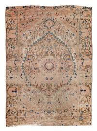 A Feraghan Sarouk Wool Mat 4 feet 8 inches x 3 feet 3 inches. — LATE 19TH/EARLY 20TH CENTURY