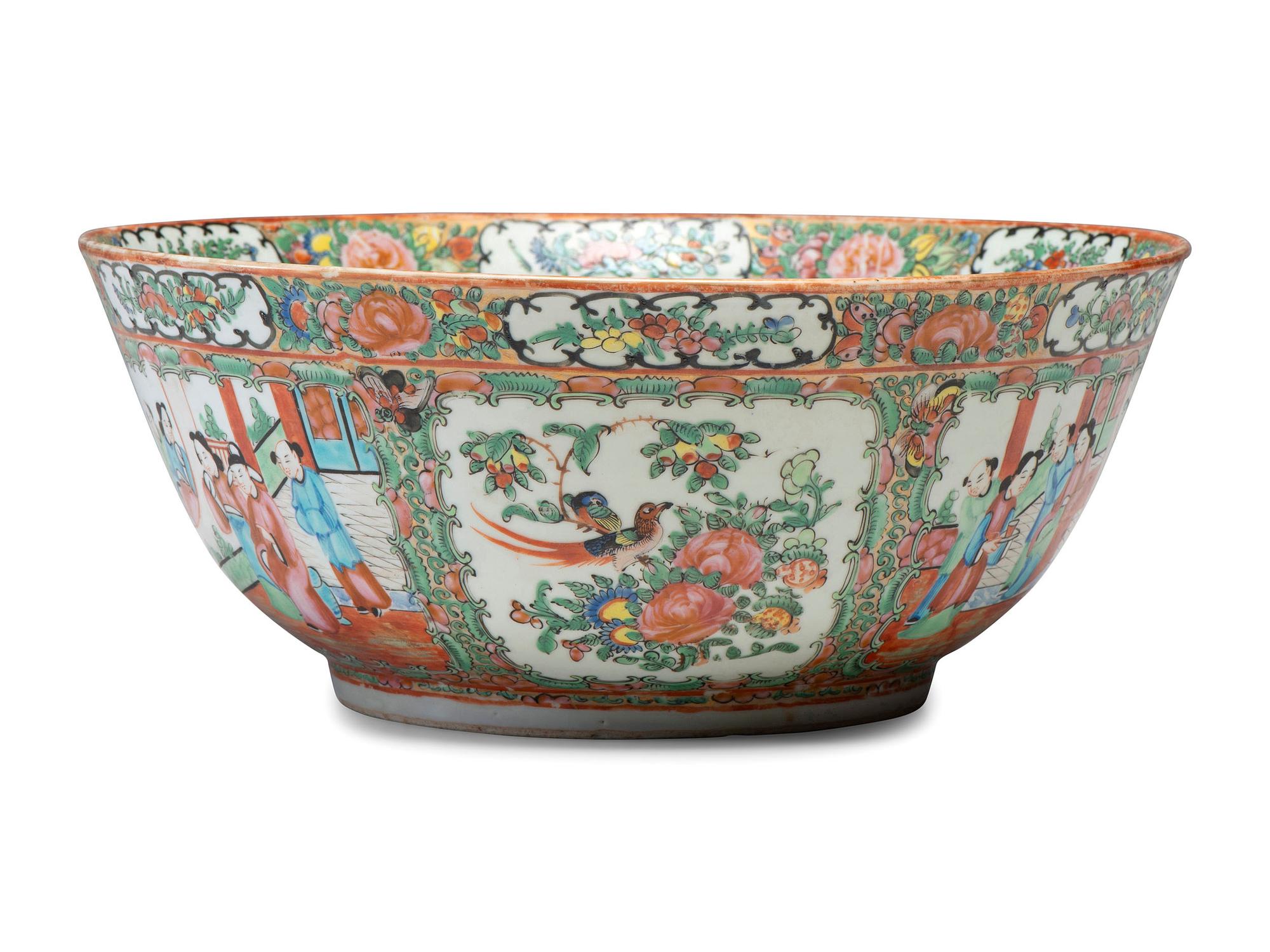 A Rose Medallion Center Bowl and Stand