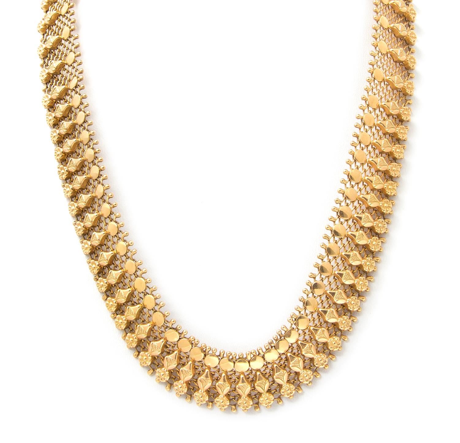An 18 Karat Yellow Gold Collar Necklace, 33.40 dwts.