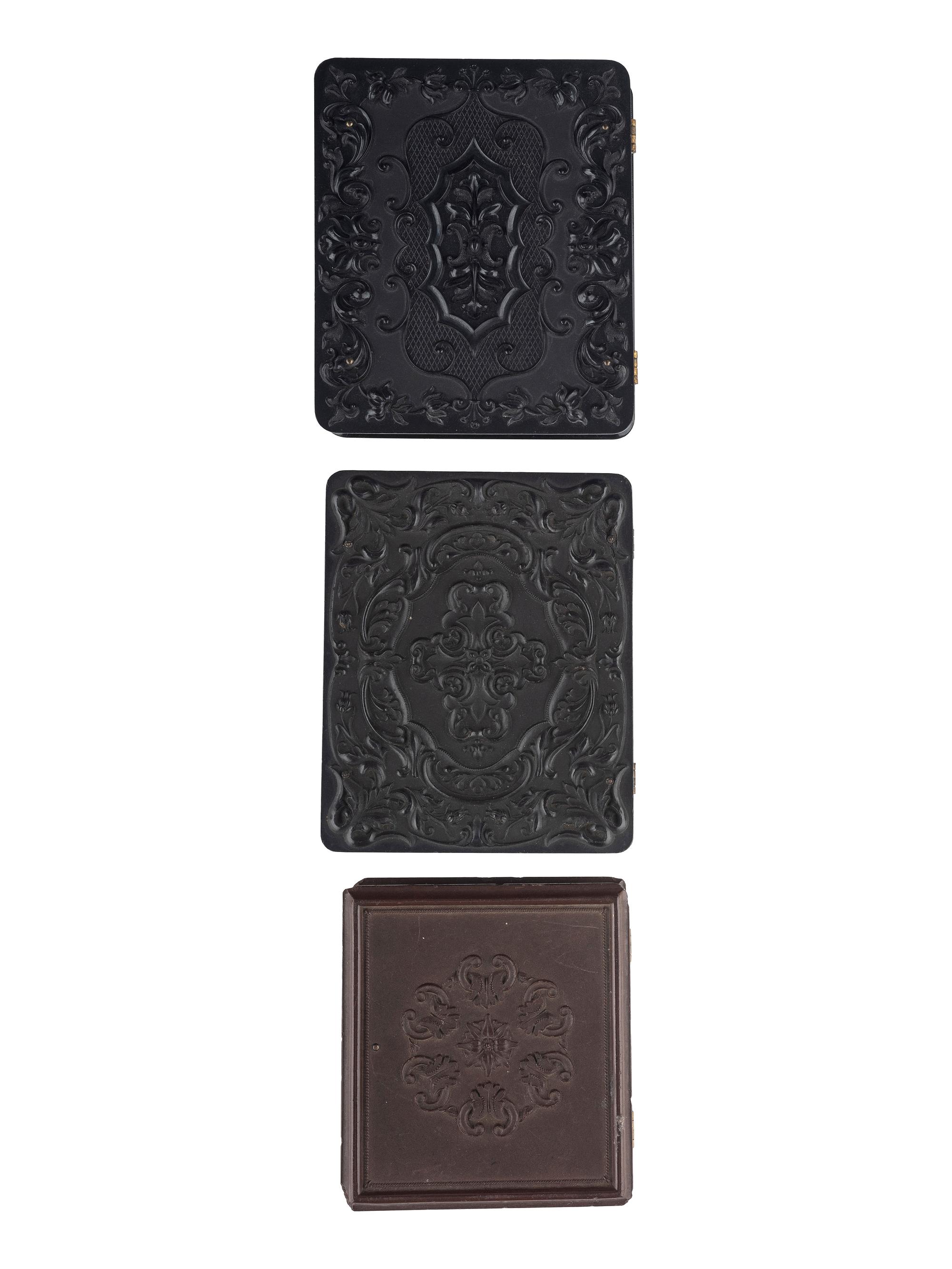 [EARLY PHOTOGRAPHY - CASES & FRAMES]. A group of 20 assorted union cases, most containing images, including: