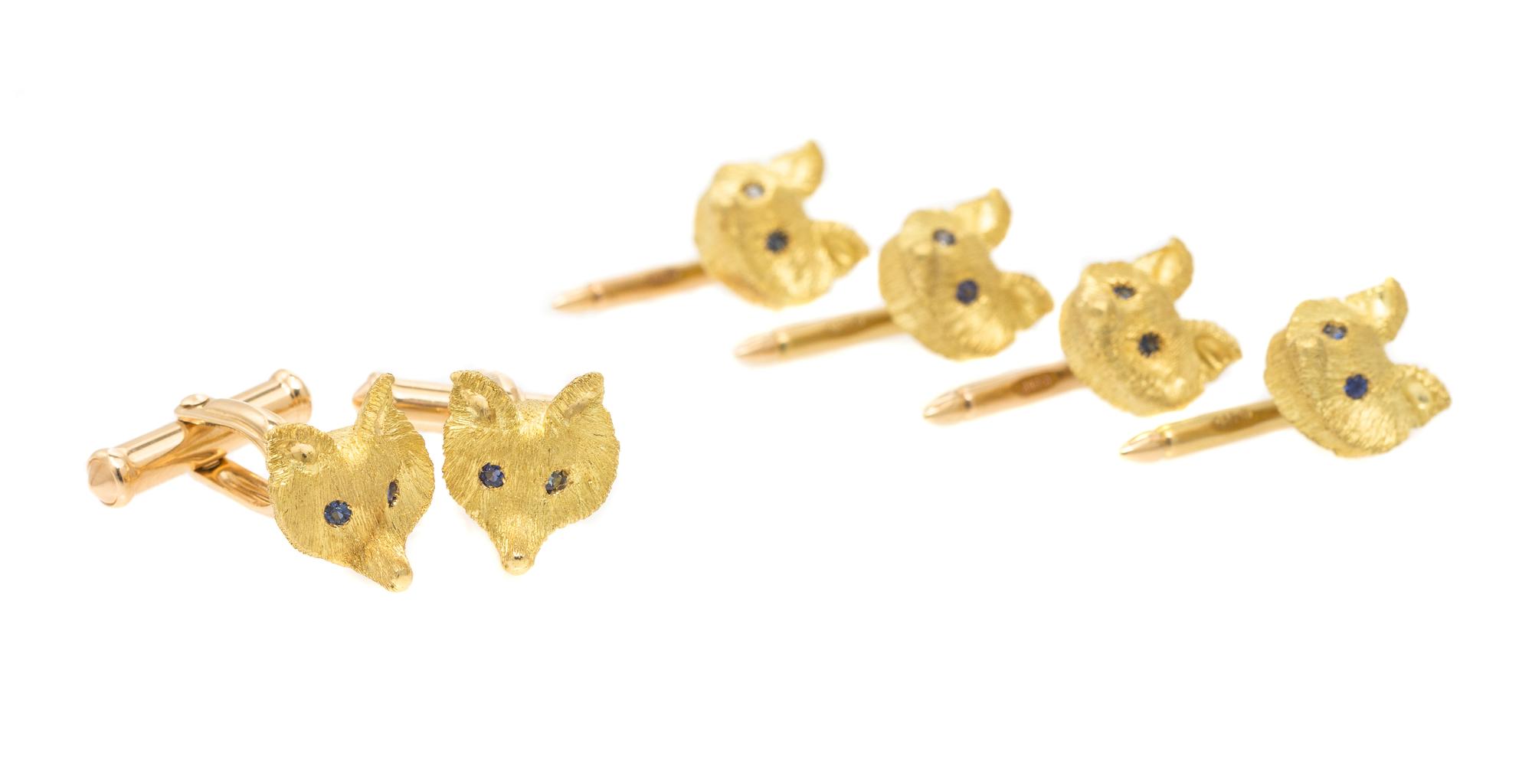 An 18 Karat Yellow Gold and Sapphire Fox Motif Dress Set, 15.30 dwts.