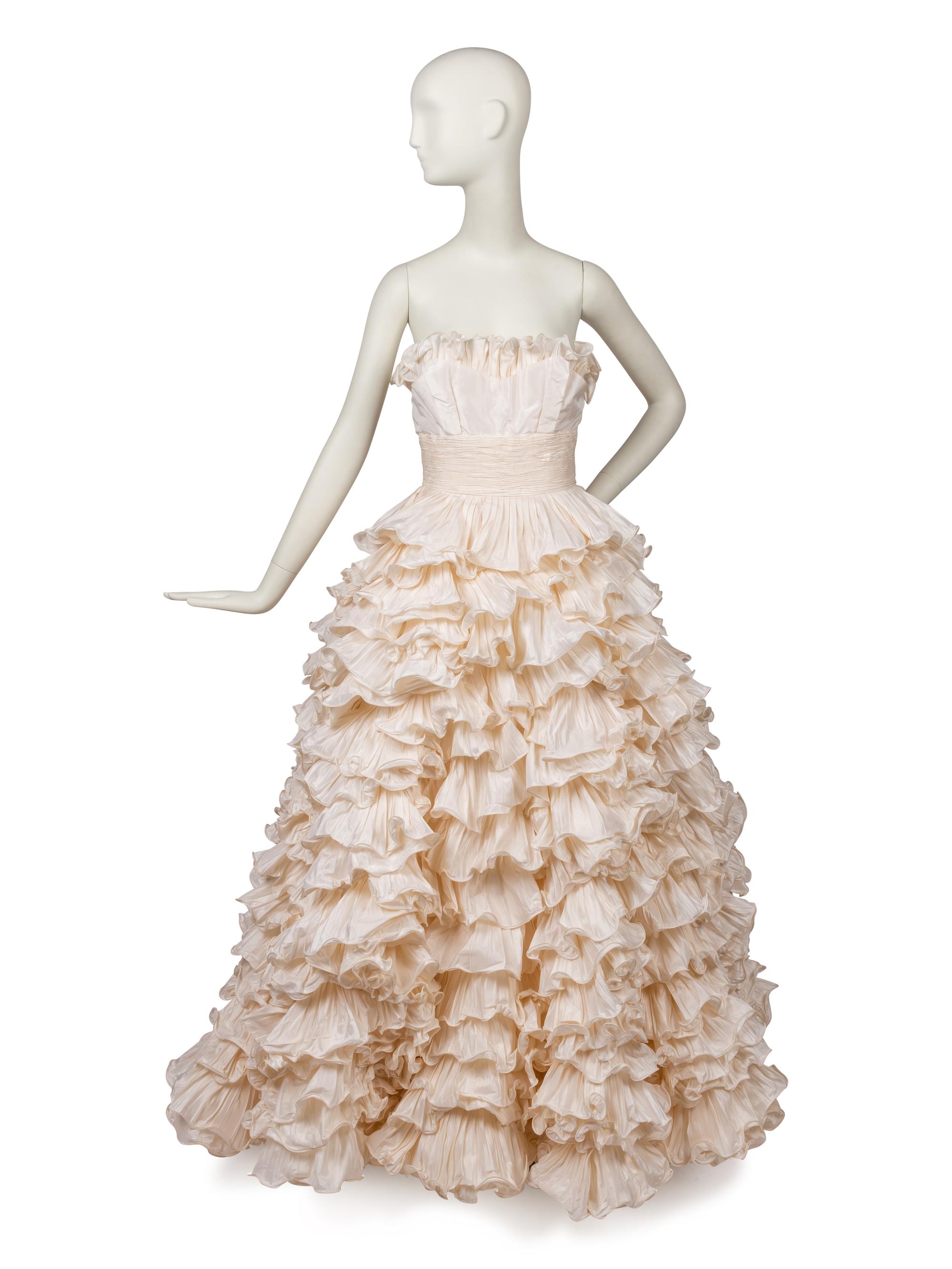 Oscar de la Renta Wedding Gown, 2010s