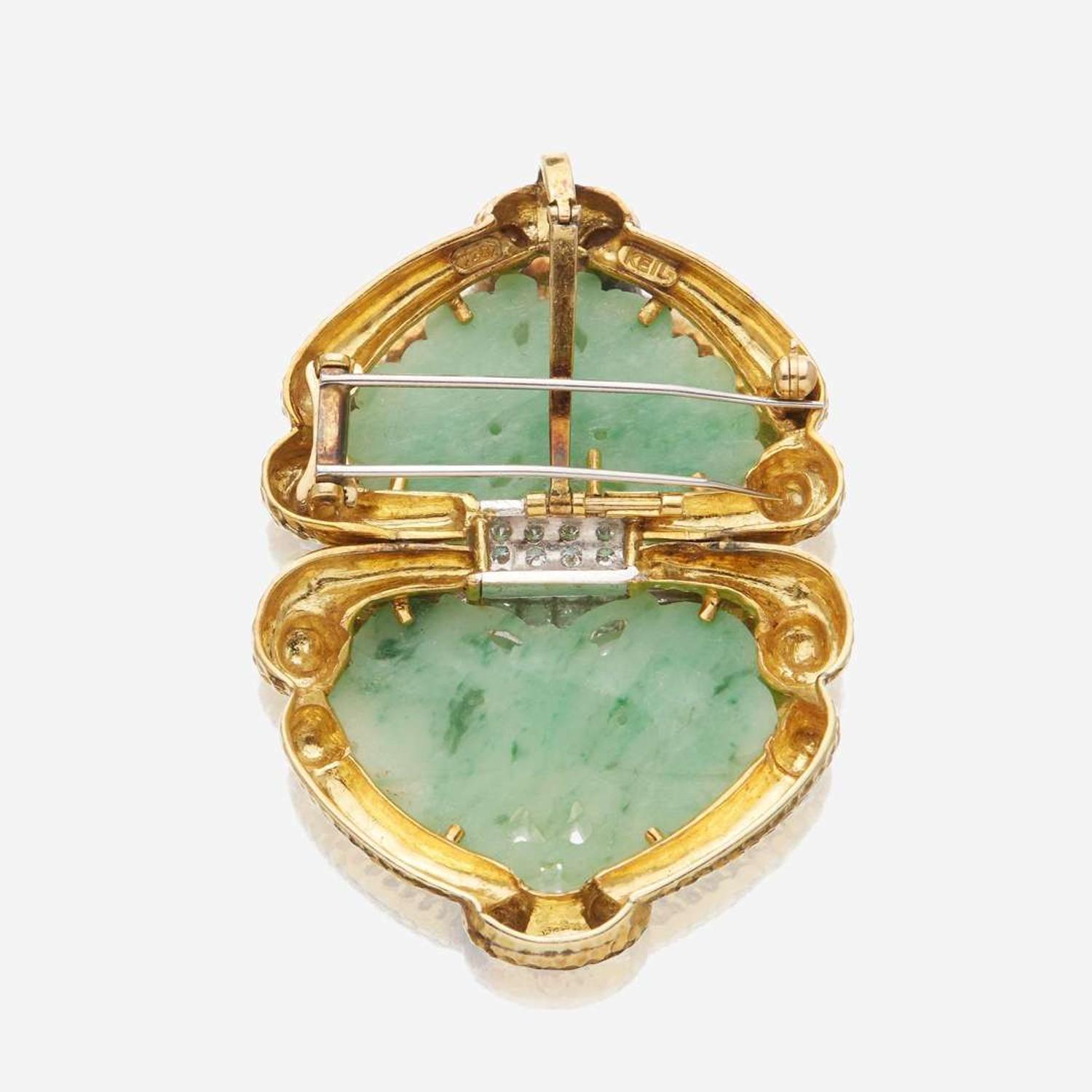 An eighteen karat gold, jade, and diamond pendant/brooch, Keil