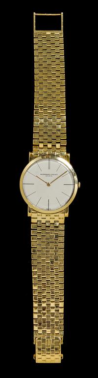 An 18 Karat Yellow Gold Wristwatch, Audemars Piguet,