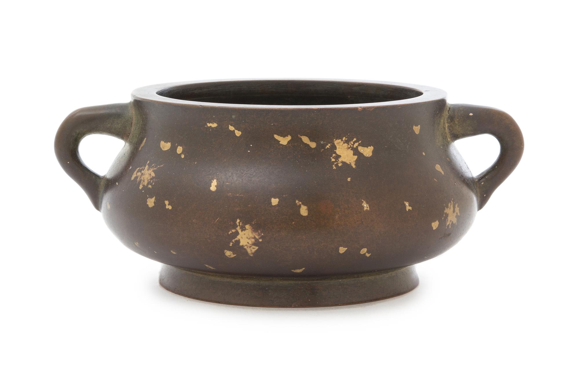 A Bronze Censer Diameter 6 1/4 inches.