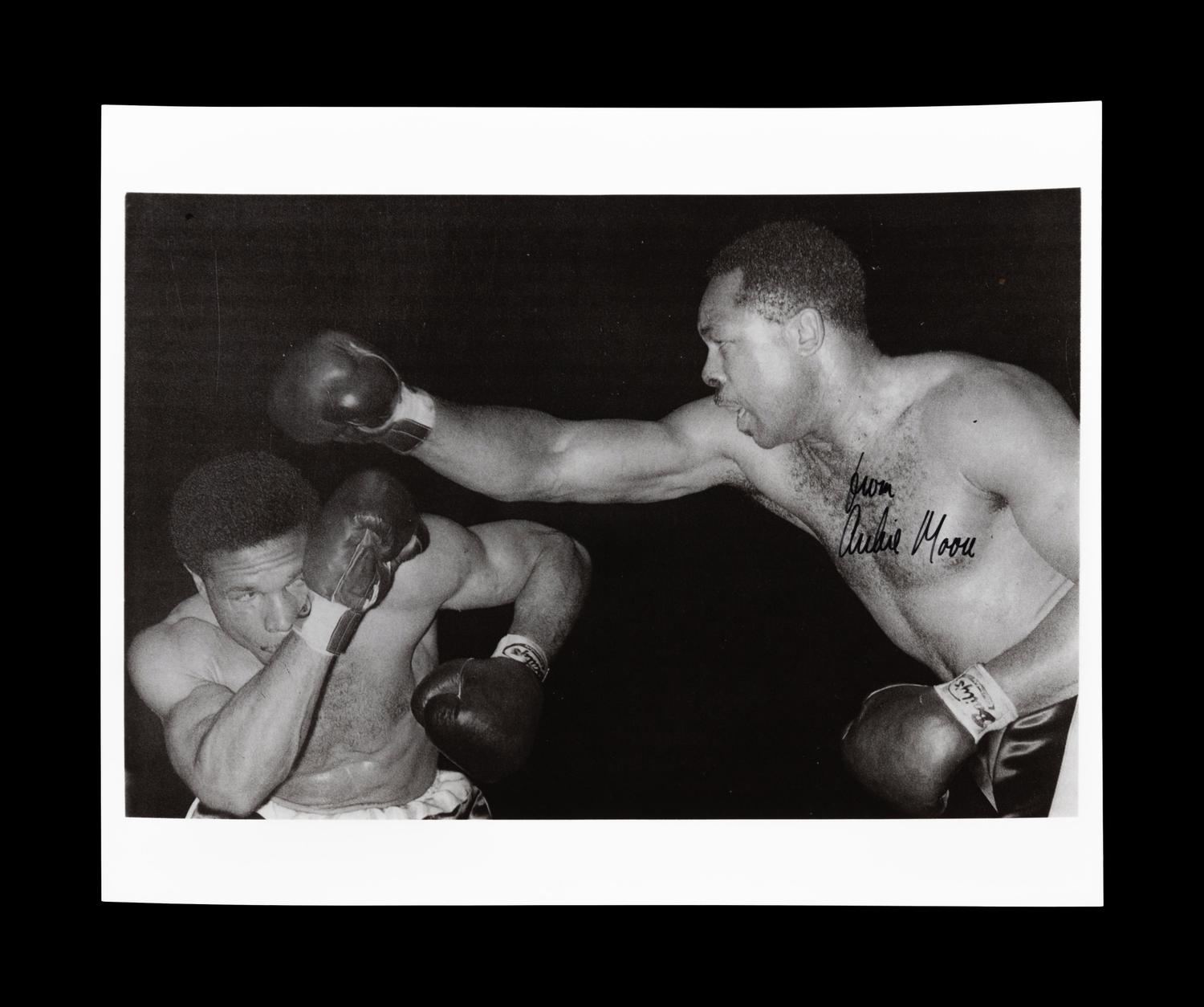 A Group of 29 Autographs from 20th Century Boxing Champions and Notables,