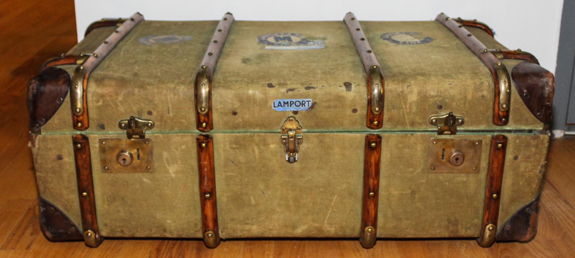 A National Travel Channel Brand Travel Case. Height 12 x width 36 x depth 21 inches.