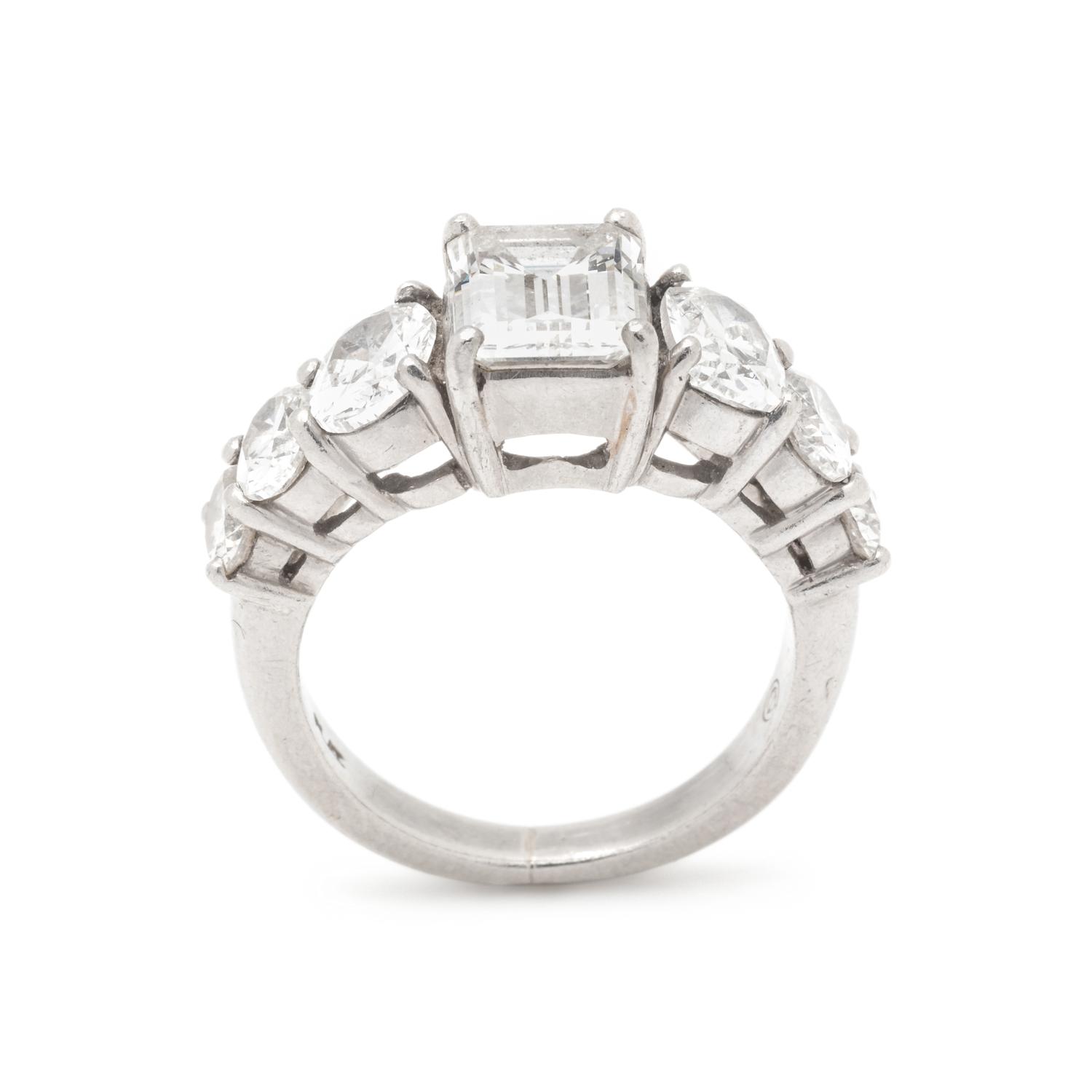 DIAMOND RING