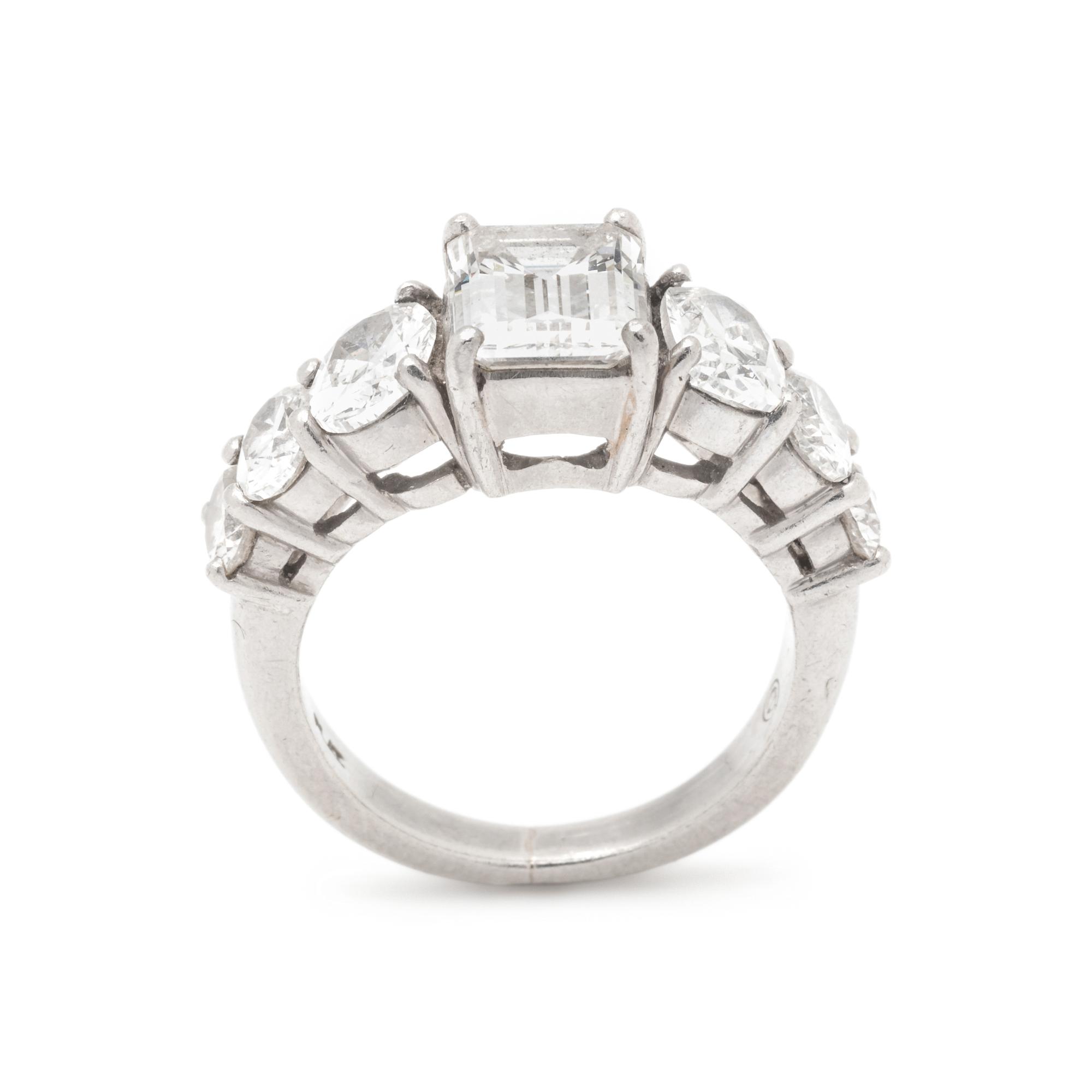 DIAMOND RING