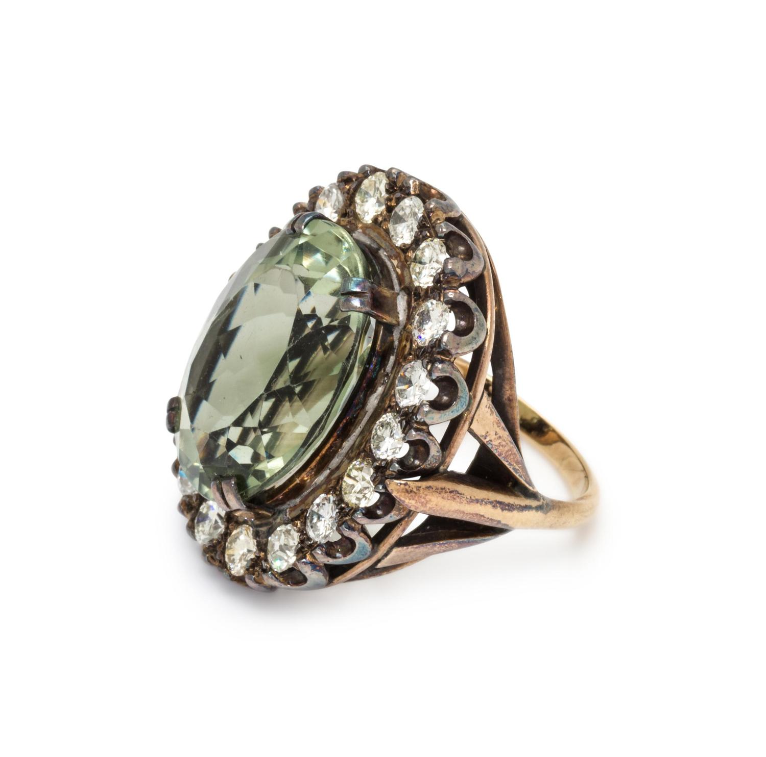 QUARTZ AND DIAMOND RING