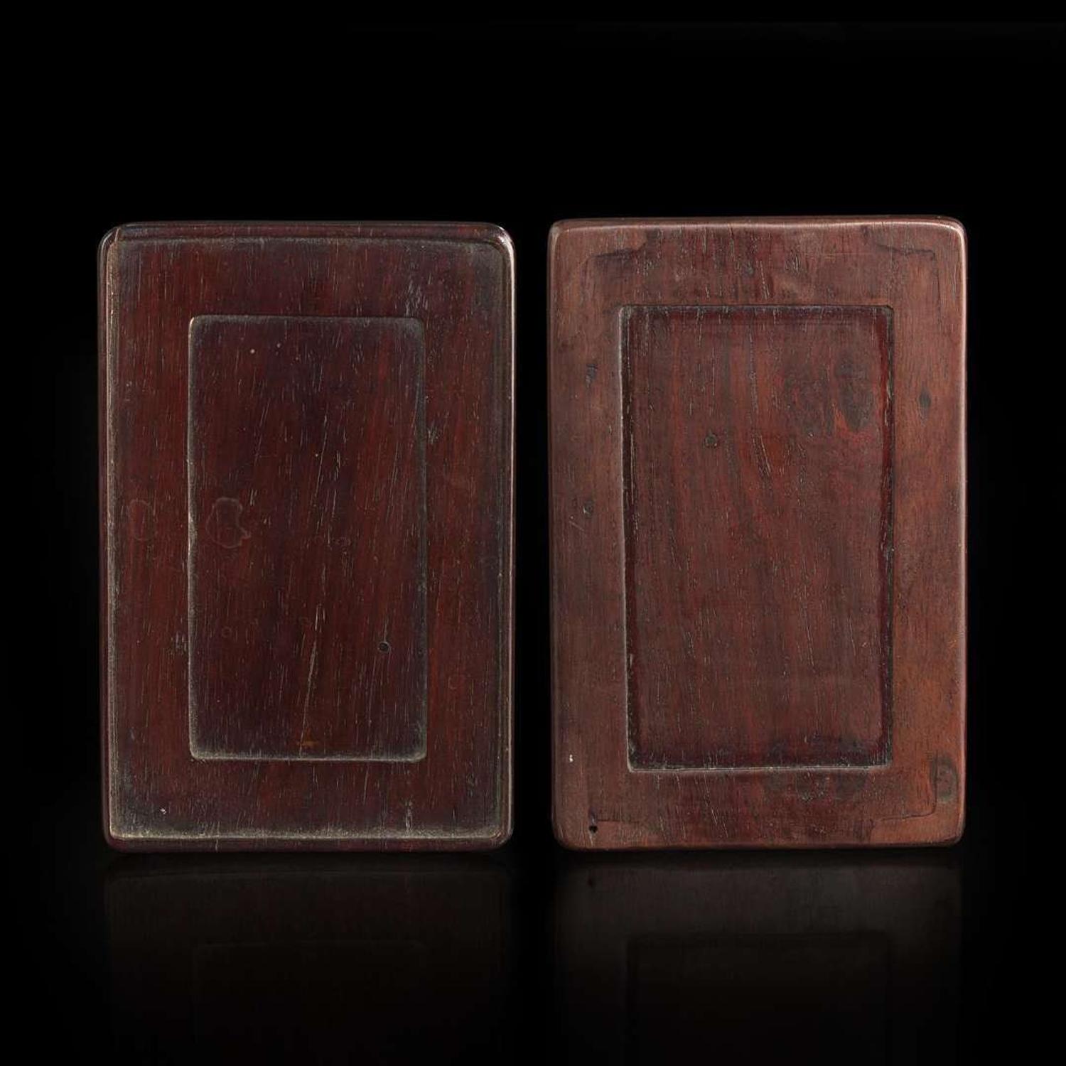 A Chinese carved "Duan" ink stone, colored ink sticks, and hardwood case 浮雕砚台墨条及硬木盒子 The stone Qing dynasty ?????