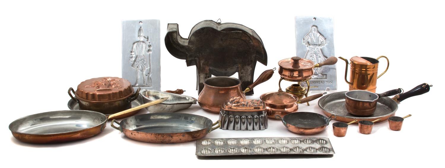 A Collection of Copper and Tin Kitchen Articles Length of longest 18 1/2 inches. — 19TH/20TH CENTURY
