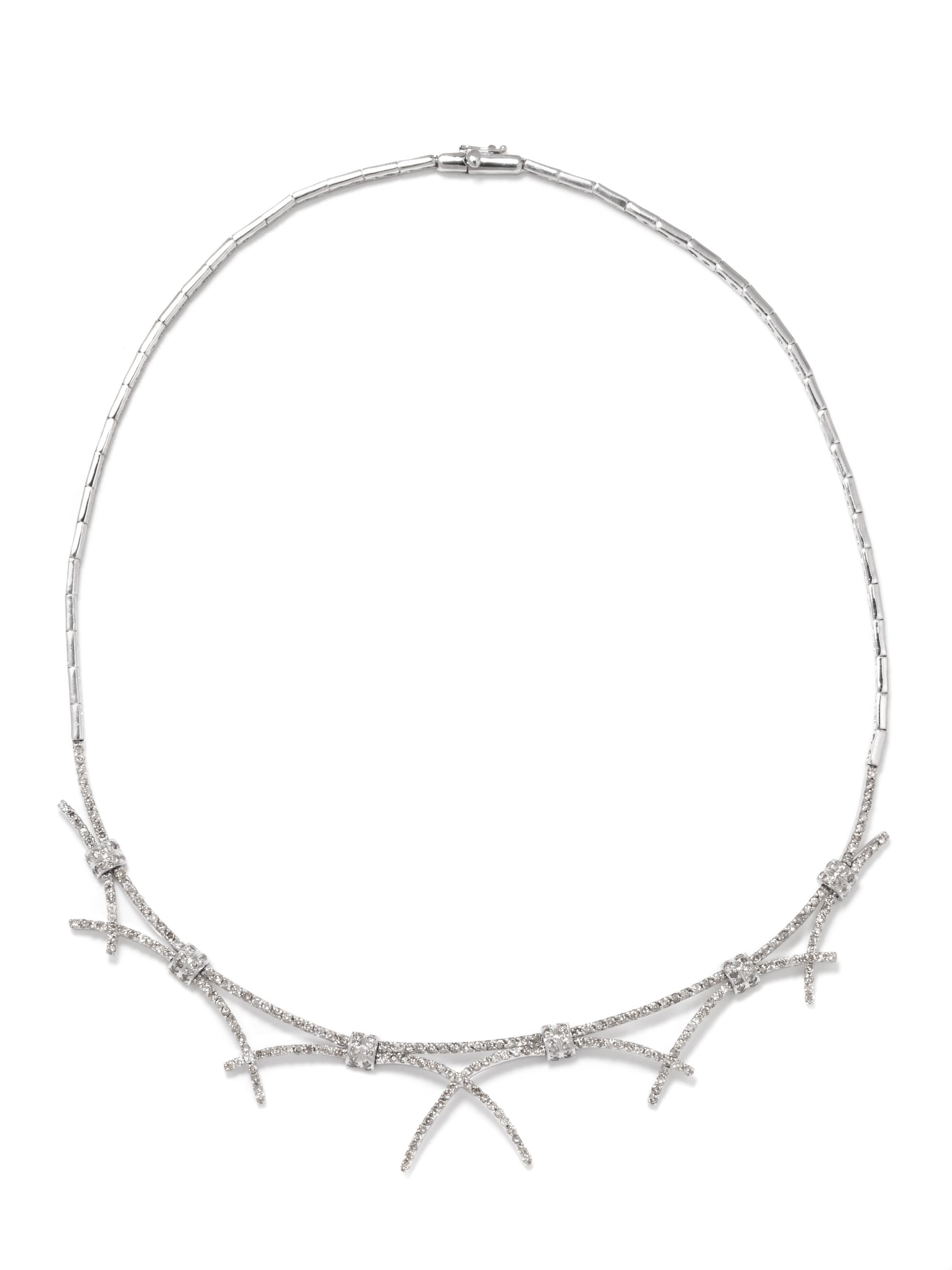 An 18 Karat White Gold and Diamond Necklace,