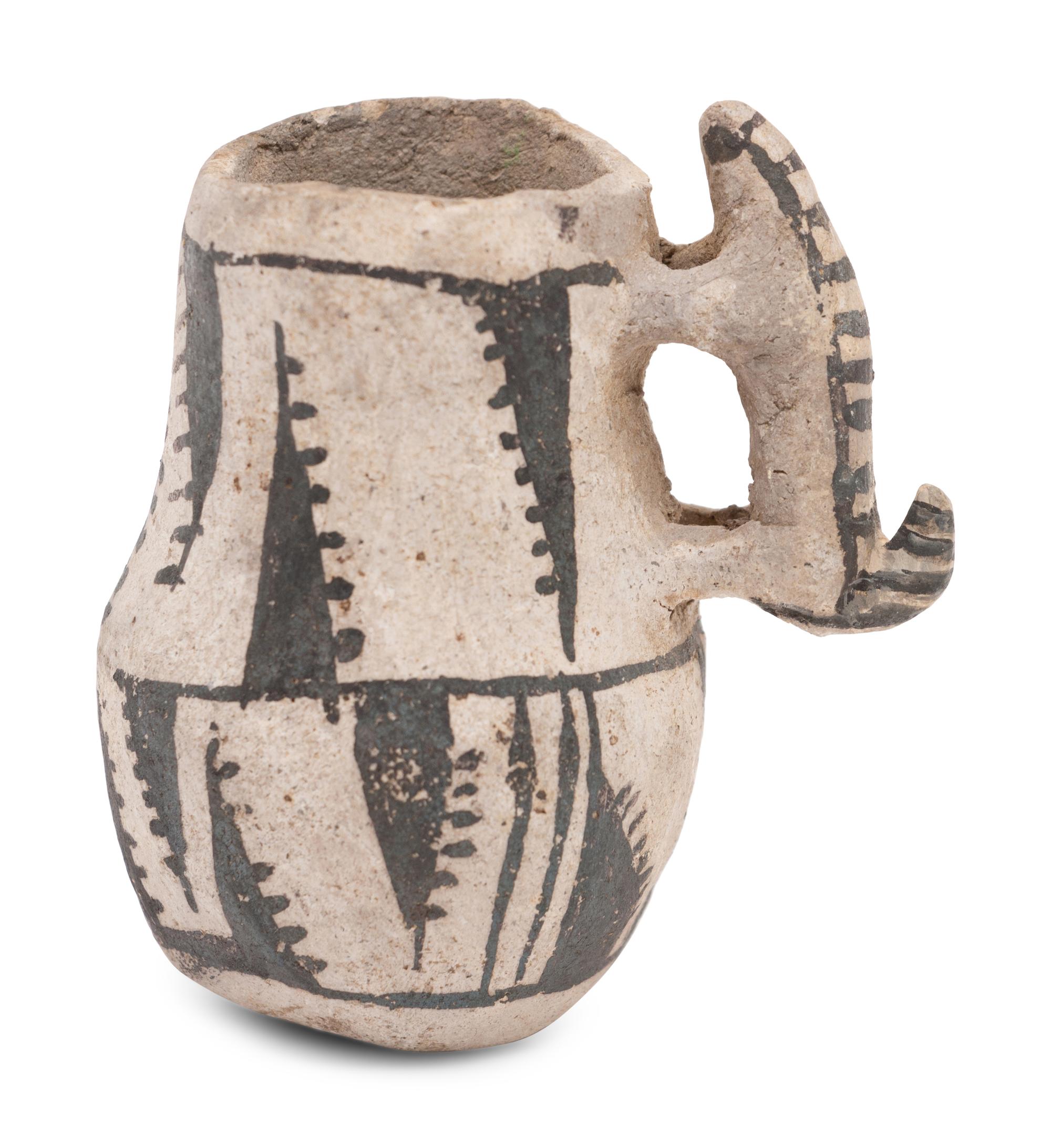 Anasazi Black-on-White Miniature Pottery Mug, with Skunk Handle