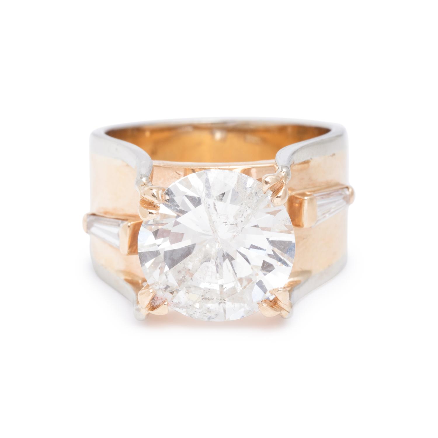DIAMOND RING