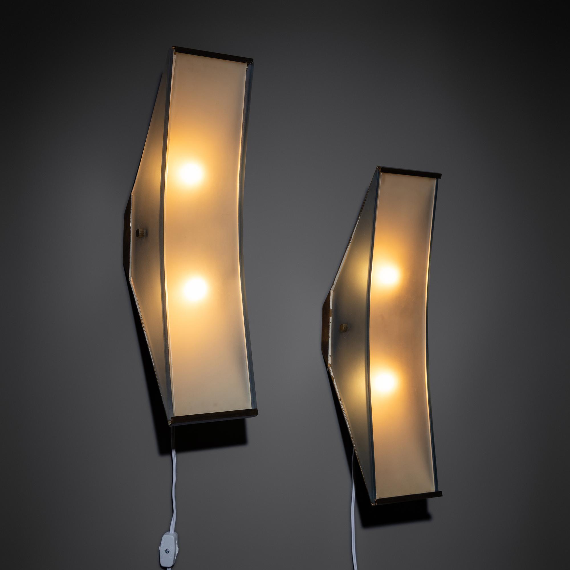 Pair of Sconces, model 2135 for Fontana Arte