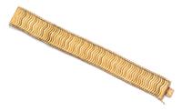 A Vintage 14 Karat Tricolor Gold Bracelet, 23.90 dwts.