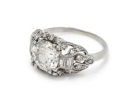 DIAMOND RING
