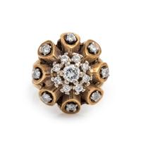 YELLOW GOLD AND DIAMOND RING