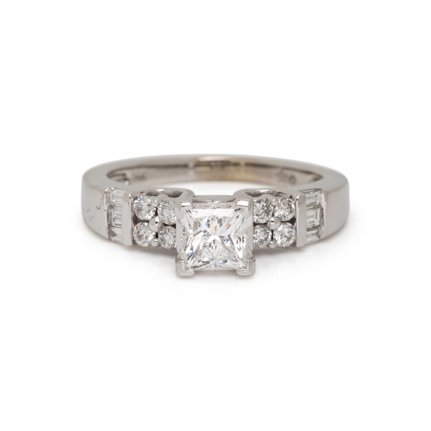 DIAMOND RING