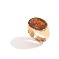 A Neoclassical Carnelian and Gold Finger Ring with a Roman Triumvir