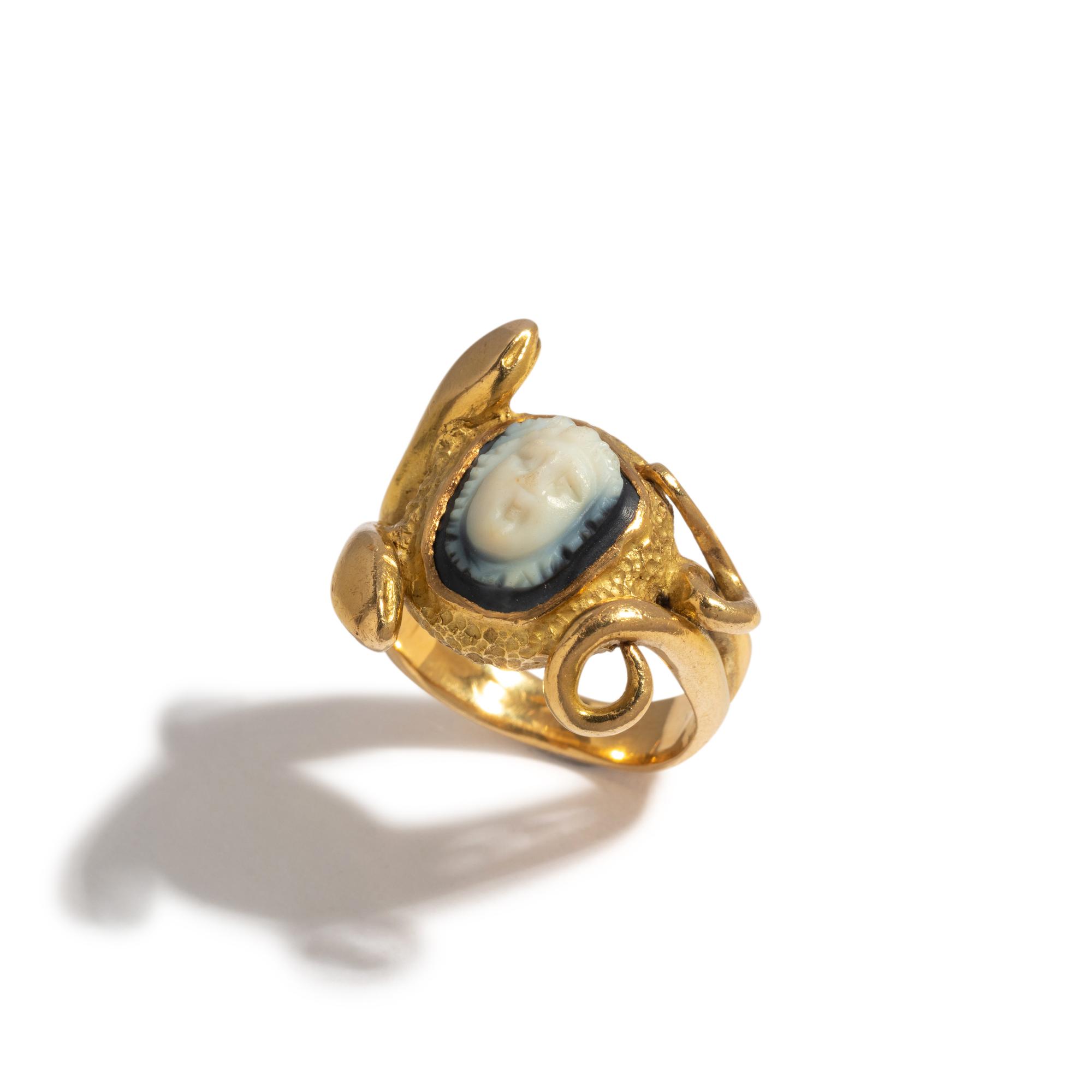 A Roman Onyx Cameo with the Head of Medusa — Set in a gold ring