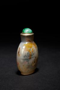 An Inside Painted Agate Snuff Bottle