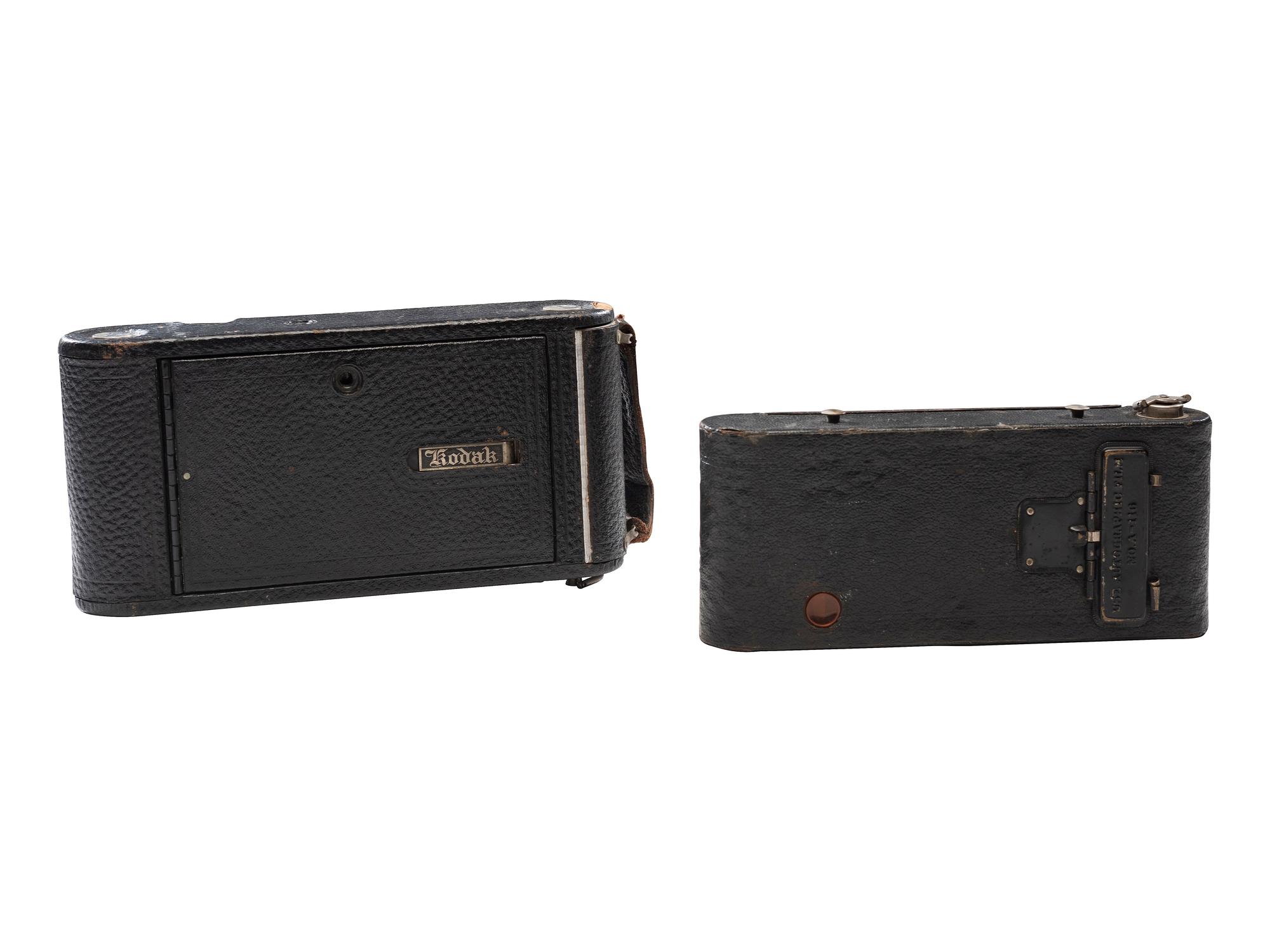 [EARLY PHOTOGRAPHY]. A large collection of approx. 400 stereoviews and 3 stereoviewers.