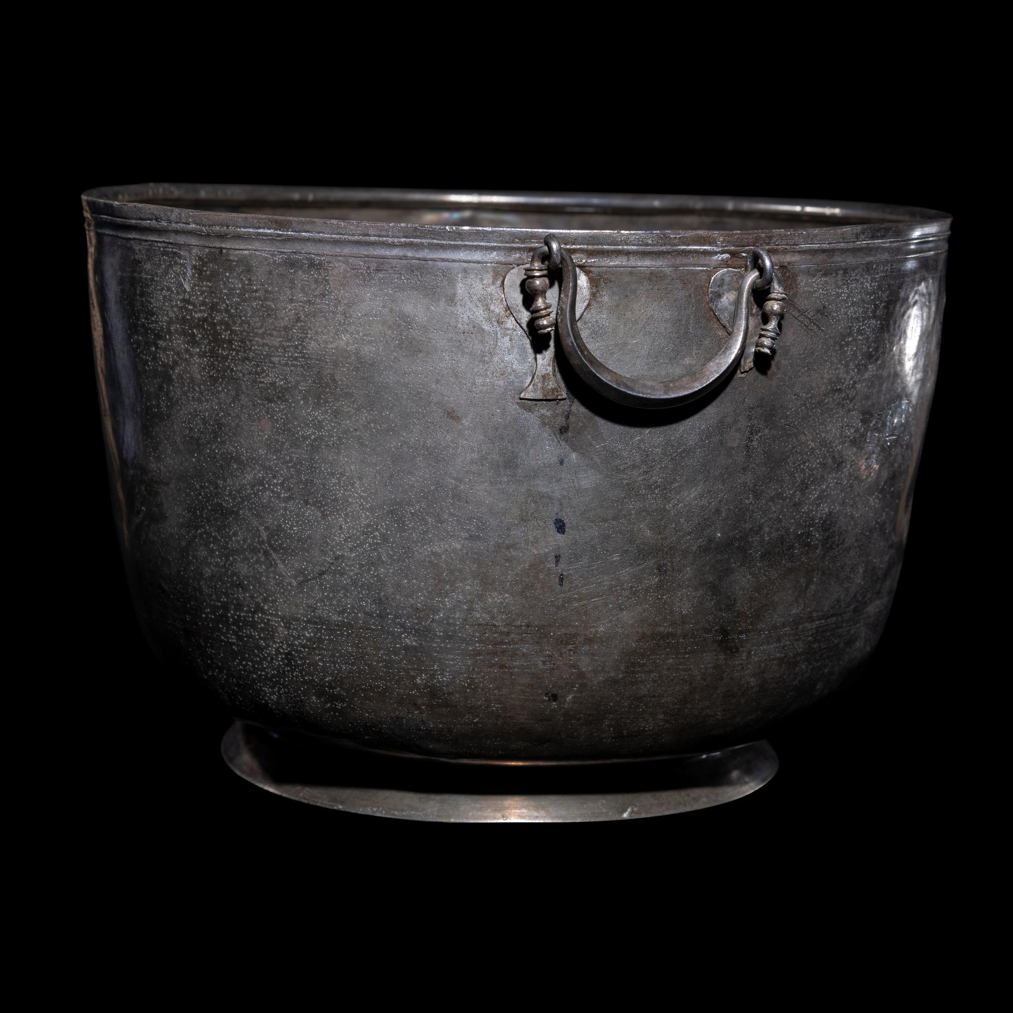 A Late Hellenistic Silver Situla