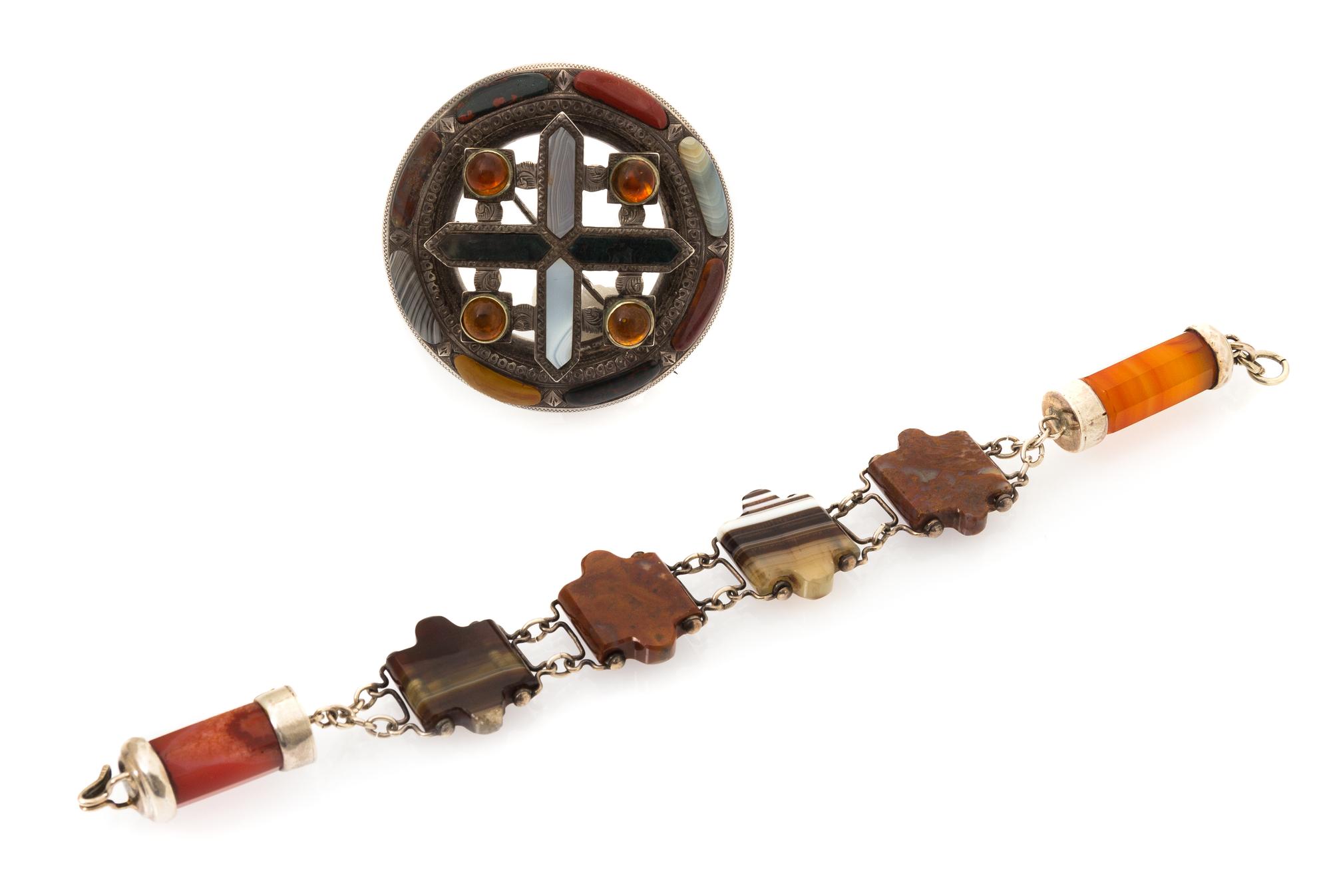 A Collection of Silver, Agate and Amber Jewelry, 36.00 dwts.