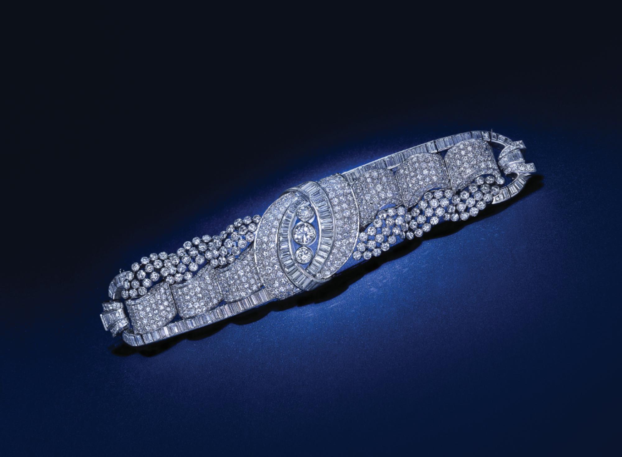 An Impressive Art Deco Platinum and Diamond Bracelet, Maujard of Paris, 1936,