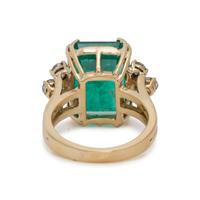 EMERALD AND DIAMOND RING