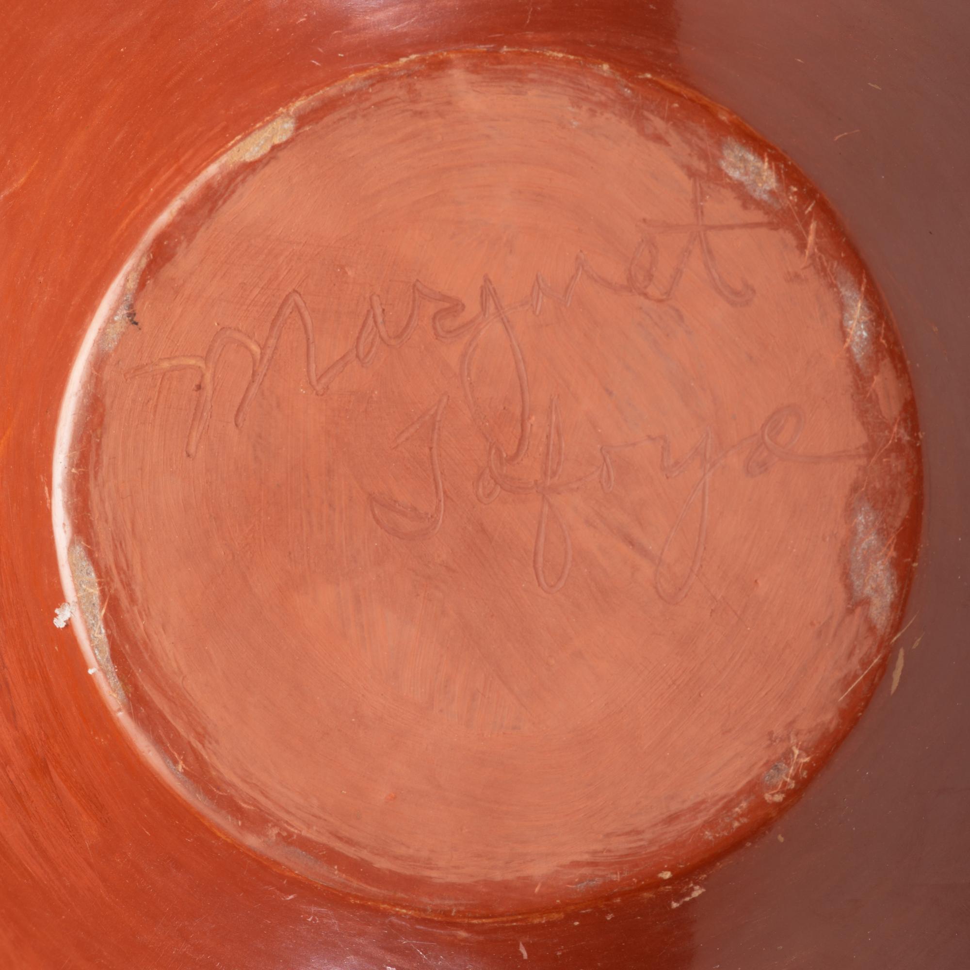 Redware Wedding Vase, with Bear Paw Lot is located and will ship from Cincinnati, Ohio.