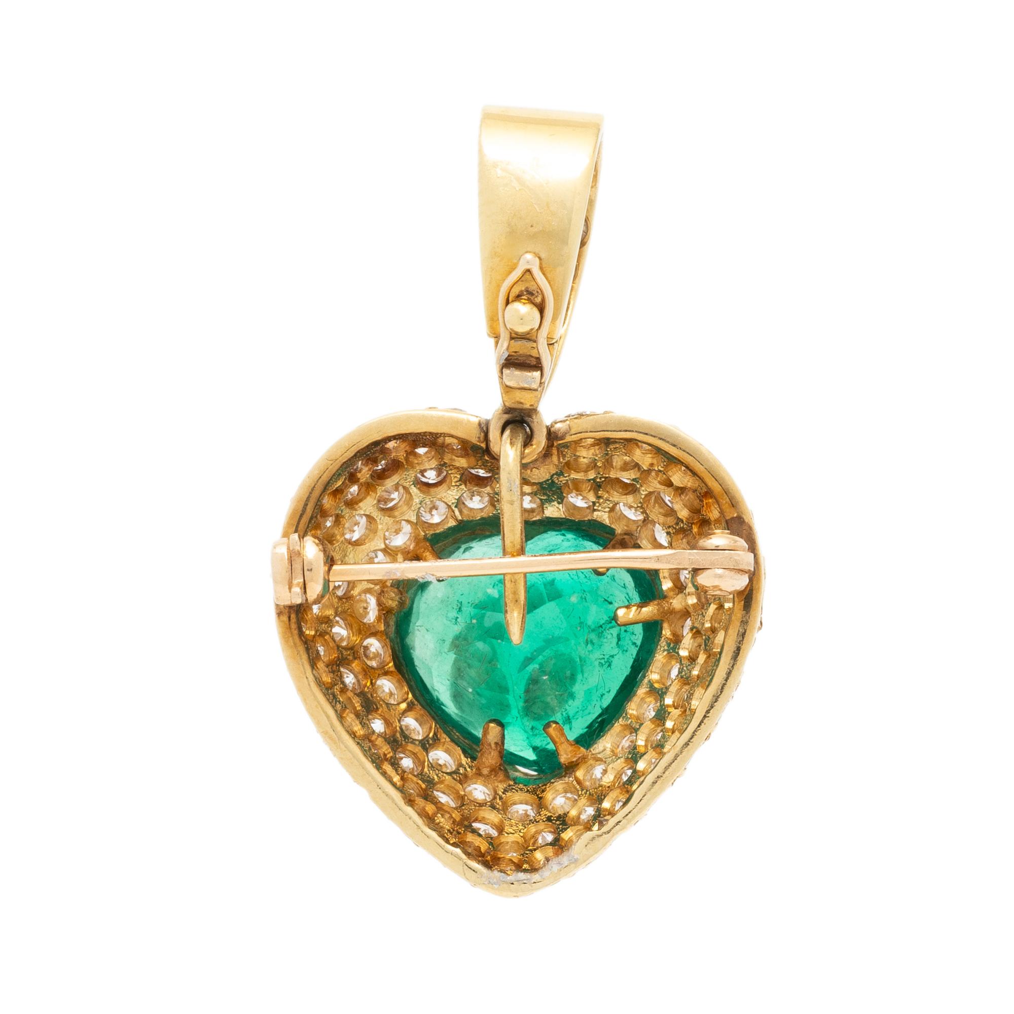 EMERALD, DIAMOND, AND YELLOW GOLD HEART PENDANT BROOCH