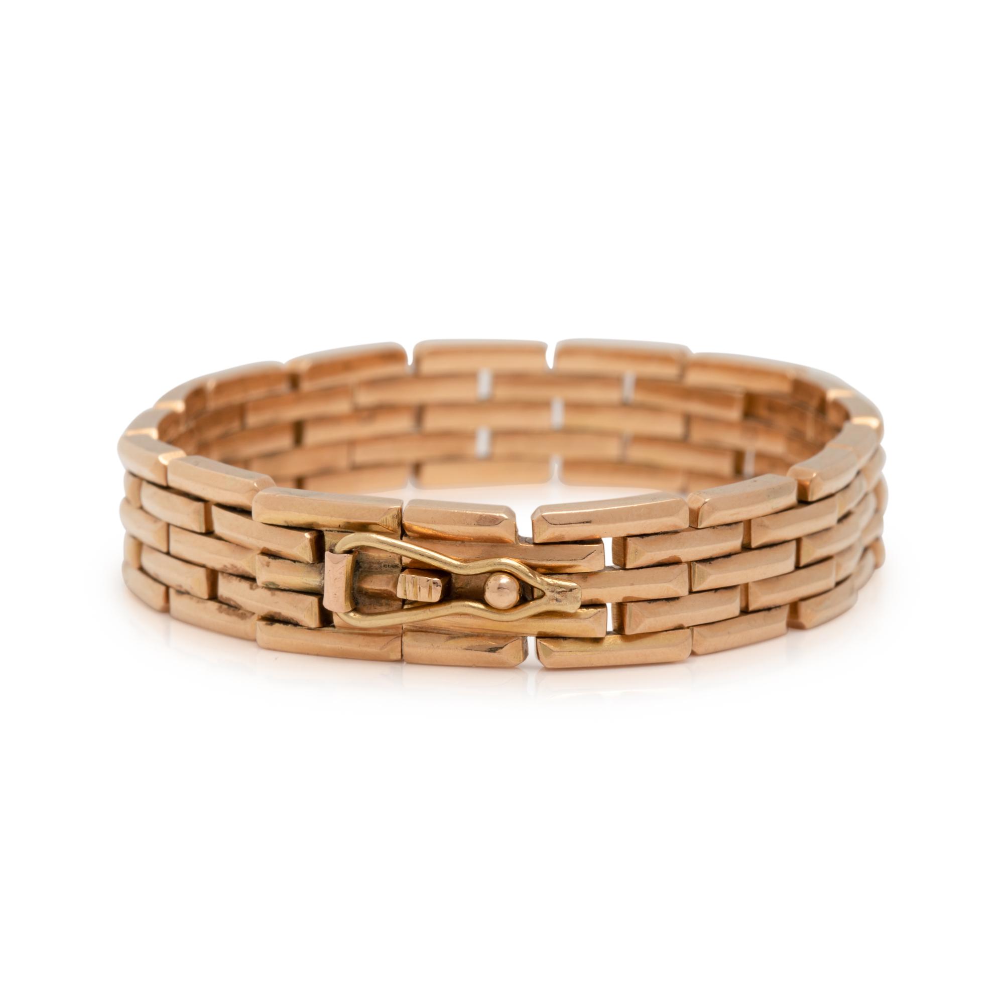 COLLECTION OF YELLOW GOLD JEWELRY