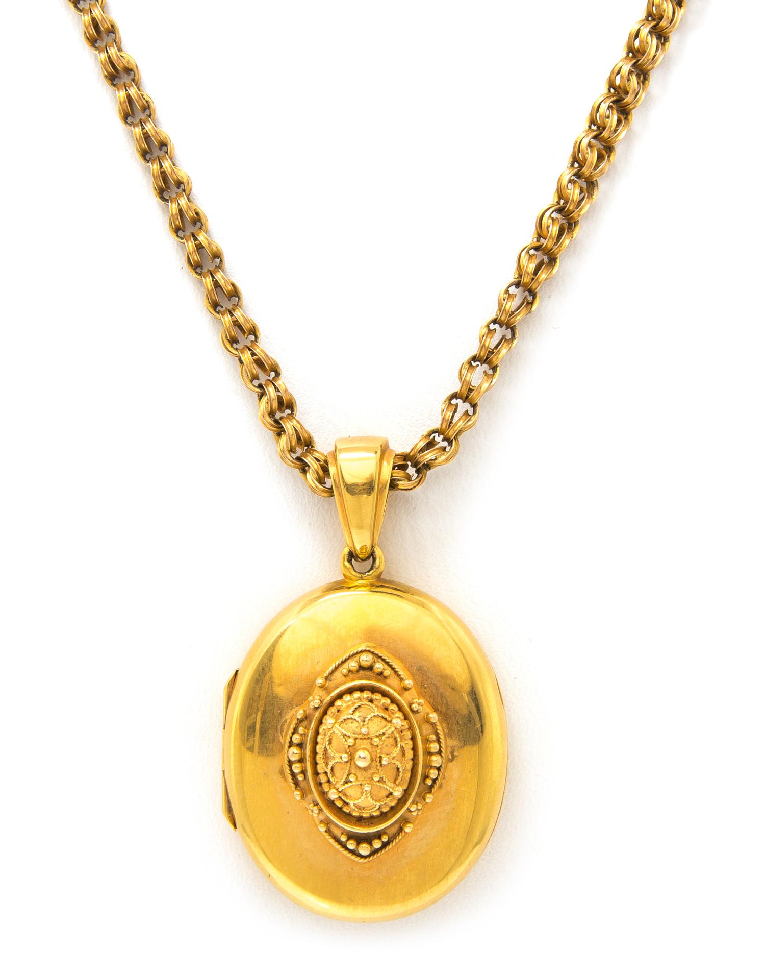 An Antique Yellow Gold Locket and Chain, 11.45 dwts.