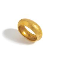 A Roman Gold Band Ring