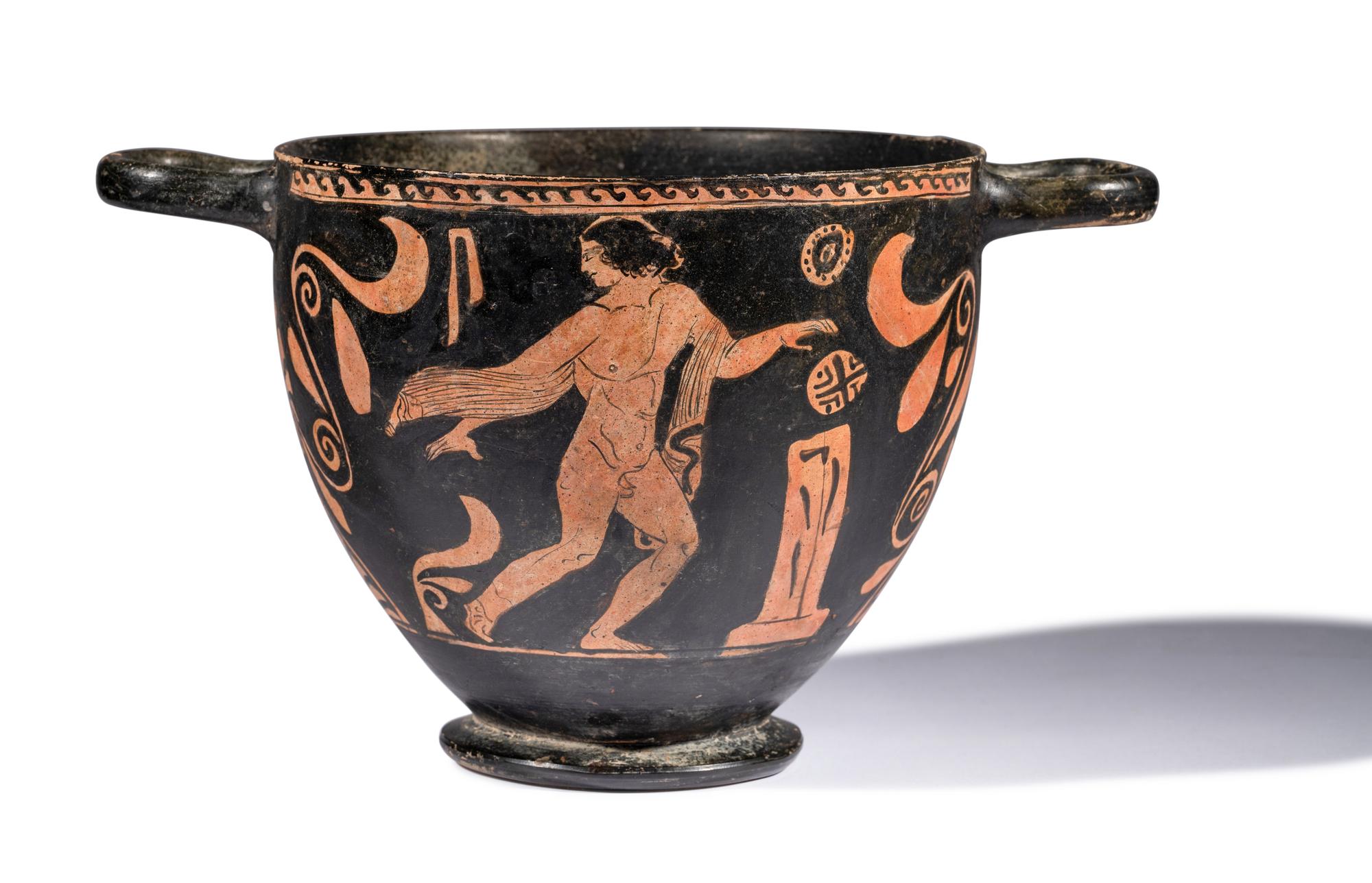 A Lucanian Red-Figured Skyphos