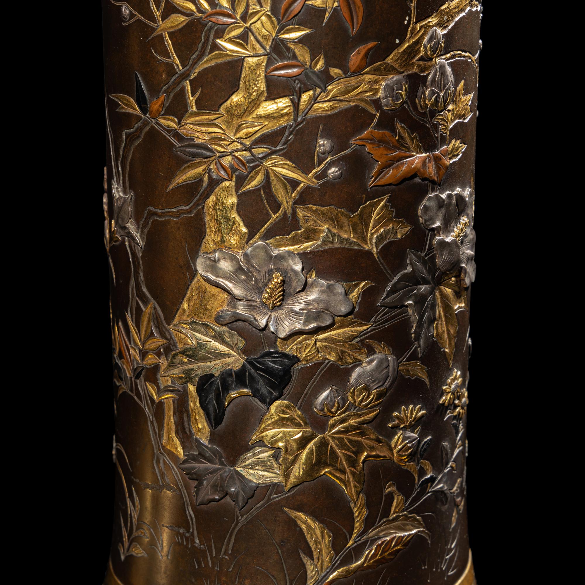 A Pair of Japanese Parcel Gilt and Patinated Bronze Vase, Signed Kyoto Inoue sei , Meiji Period 明治時期 京都井上製花鳥紋銅瓶一對