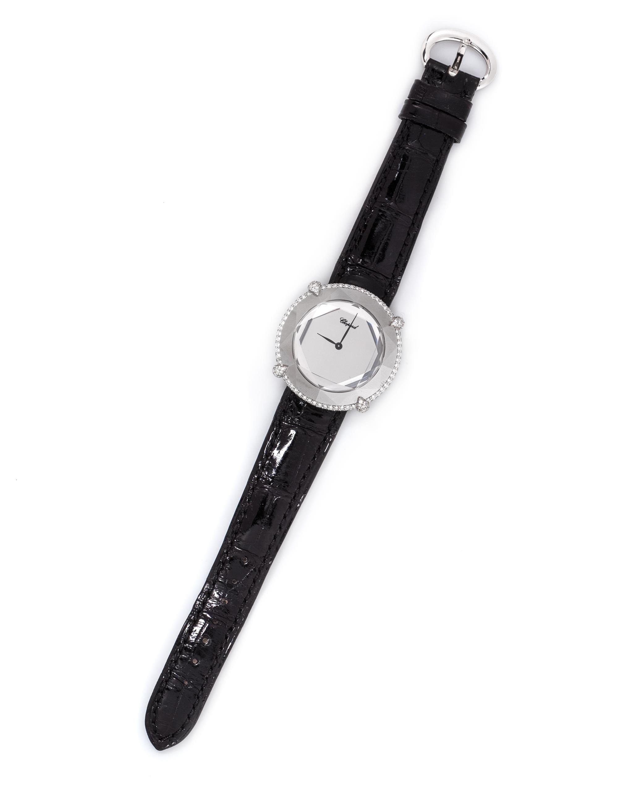 CHOPARD, 18K WHITE GOLD AND DIAMOND 'GOLDEN DIAMOND' WRISTWATCH