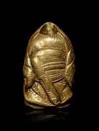 A Bronze Figural-Form Ojime
