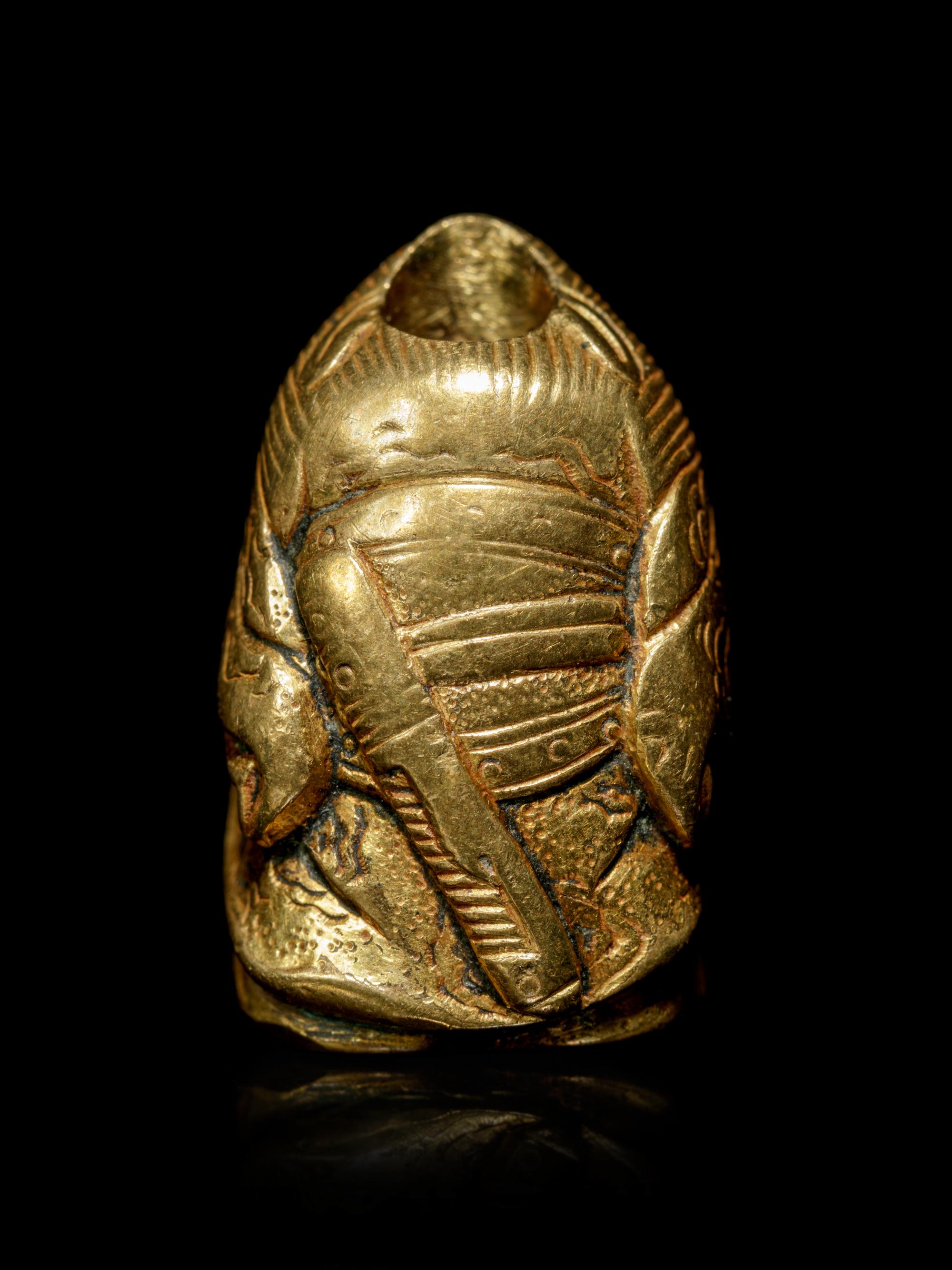 A Bronze Figural-Form Ojime