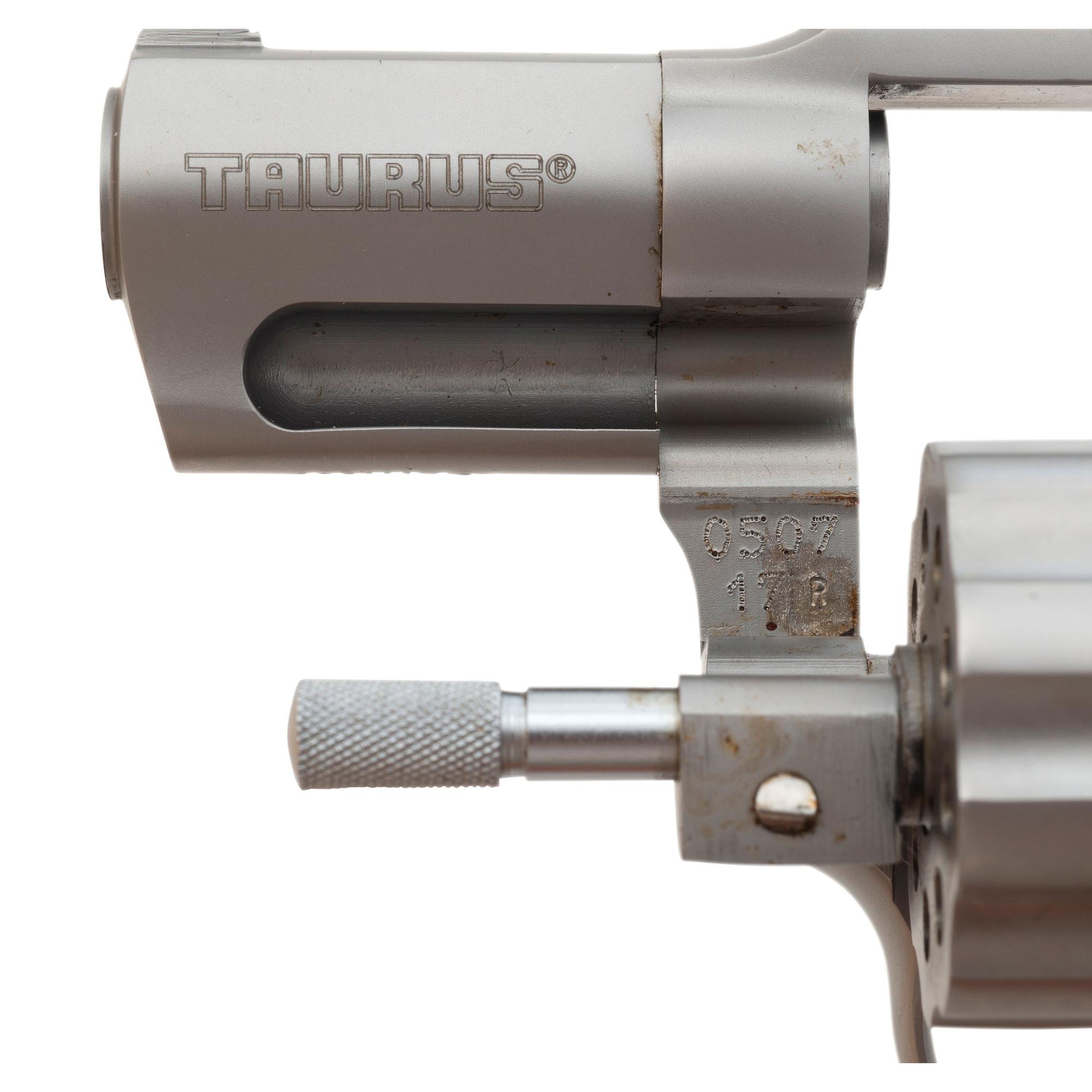 *Taurus Model 17 Mach 2 in Box