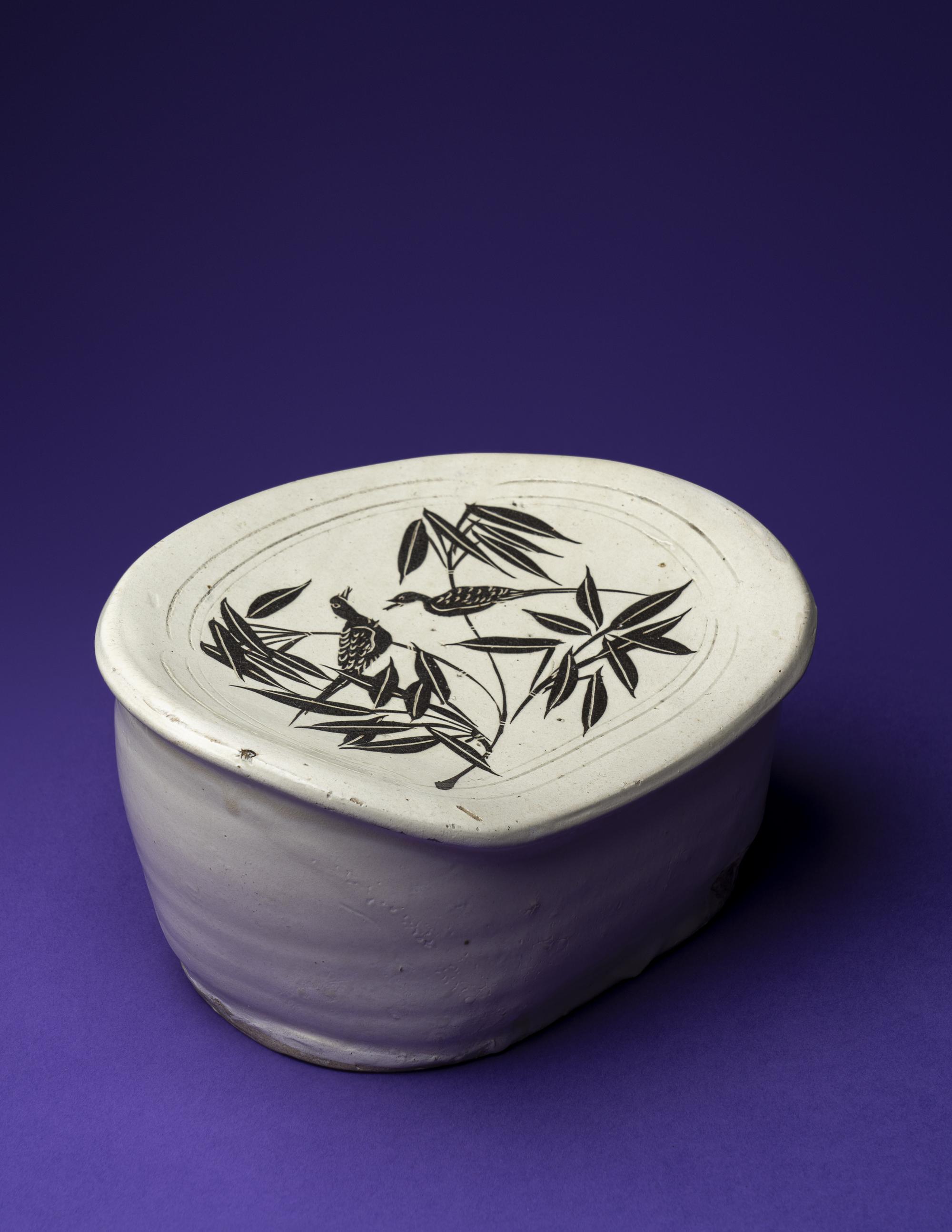 A Chinese Cizhou Stoneware Pillow