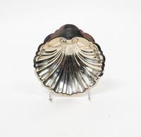 An American Silver Bowl, 20th Century, in the form of a shell.